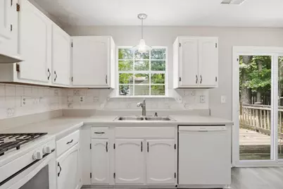 11240 Rotherick Drive, Alpharetta, GA 30022 - Photo 2
