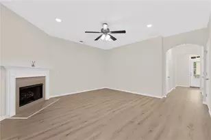 318 Knelston Oak Dr, Suwanee, GA 30024 - Photo 10
