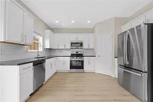318 Knelston Oak Dr, Suwanee, GA 30024 - Photo 14