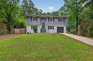 657 Overlook Ct, Jonesboro, GA 30238 - Photo 2