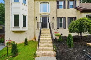 535 Old Path Crossing, Roswell, GA 30075 - Photo 2