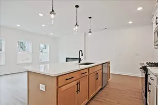 542 Feldspar Way, Lawrenceville, GA 30043 - Photo 16