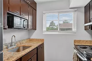 2551 Bradford Square NE, Atlanta, GA 30345 - Photo 6