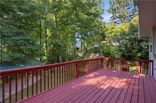 3385 Northcliff Dr, Suwanee, GA 30024 - Photo 10