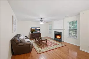 3385 Northcliff Dr, Suwanee, GA 30024 - Photo 4