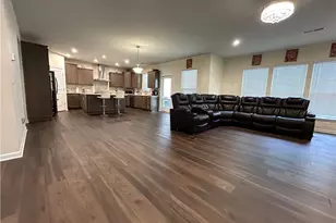 4819 Sierra Creek Dr NE, Hoschton, GA 30548 - Photo 10