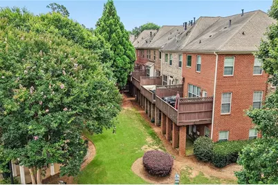 1005 Manchester Way, Roswell, GA 30075 - Photo 38