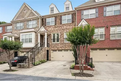 1005 Manchester Way, Roswell, GA 30075 - Photo 2