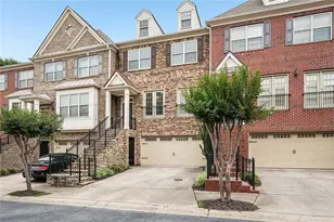 1005 Manchester Way, Roswell, GA 30075 - Photo 2