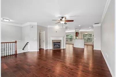 1005 Manchester Way, Roswell, GA 30075 - Photo 6