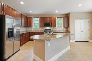 1010 Chelsey Way, Roswell, GA 30075 - Photo 16