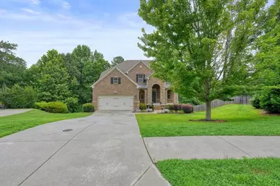 1010 Chelsey Way, Roswell, GA 30075 - Photo 4