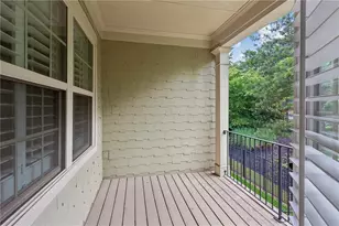 114 Barkley Ln, Sandy Springs, GA 30328 - Photo 18