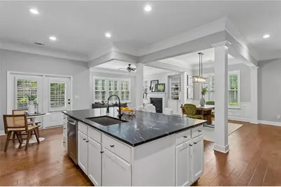 114 Barkley Lane, Sandy Springs, GA 30328 - Photo 8