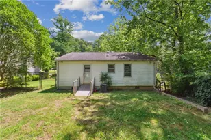 1682 Bridgeport Dr NE, Atlanta, GA 30329 - Photo 20