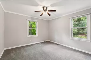1682 Bridgeport Dr NE, Atlanta, GA 30329 - Photo 14