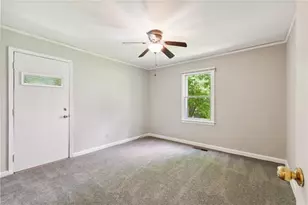 1682 Bridgeport Dr NE, Atlanta, GA 30329 - Photo 16