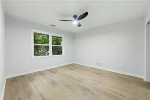 648 Bralorne Dr, Stone Mountain, GA 30087 - Photo 16