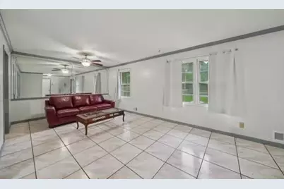 140 Creek Circle, Stockbridge, GA 30281 - Photo 6