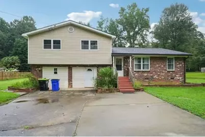 140 Creek Circle, Stockbridge, GA 30281 - Photo 2