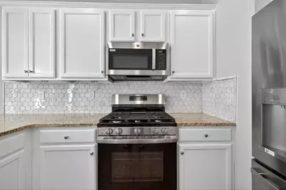 3277 Castleberry Village Dr, Cumming, GA 30040 - Photo 12