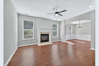 3277 Castleberry Village Dr, Cumming, GA 30040 - Photo 4