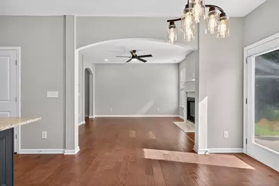 3277 Castleberry Village Dr, Cumming, GA 30040 - Photo 6