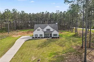 100 Dove Crk Ct, Lagrange, GA 30241 - Photo 2