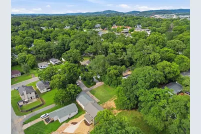 16 Moody Street, Cartersville, GA 30120 - Photo 2