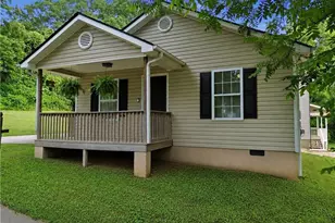 16 Moody St, Cartersville, GA 30120 - Photo 1