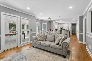 801 Bedford Oaks Dr, Marietta, GA 30068 - Photo 10