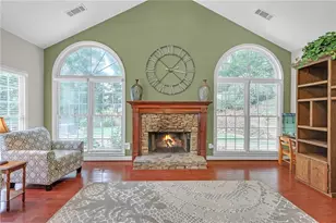 400 Chandler Ct, Sugar Hill, GA 30518 - Photo 22