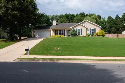 281 Natchez Circle, Winder, GA 30680 - Photo 2