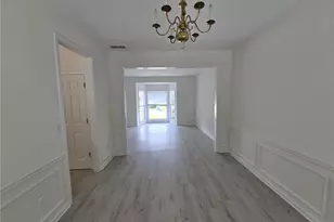 10845 Glenbarr Dr, Duluth, GA 30097 - Photo 4