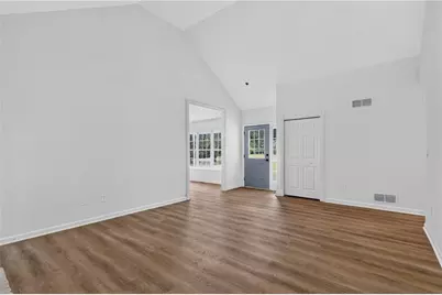 5027 Fitts Drive NE, Roswell, GA 30075 - Photo 6