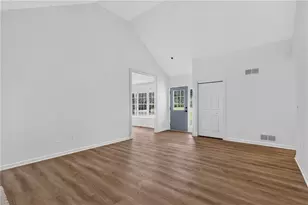 5027 Fitts Dr NE, Roswell, GA 30075 - Photo 6