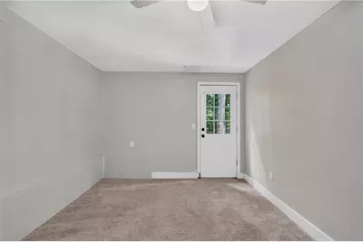 5027 Fitts Drive NE, Roswell, GA 30075 - Photo 32