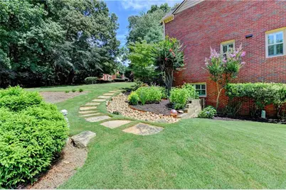 125 Weatherburne Drive, Roswell, GA 30076 - Photo 46