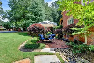 125 Weatherburne Dr, Roswell, GA 30076 - Photo 44