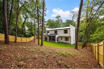 2822 Shady Valley Drive NE, Atlanta, GA 30324 - Photo 64