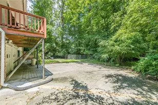 3671 Cold Spring Ln, Atlanta, GA 30341 - Photo 26