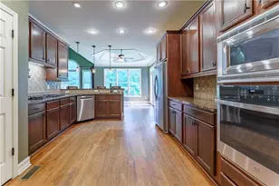 6080 Heritage Manor Dr, Cumming, GA 30040 - Photo 16