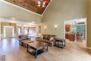 6080 Heritage Manor Dr, Cumming, GA 30040 - Photo 10