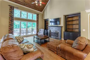 6080 Heritage Manor Dr, Cumming, GA 30040 - Photo 8
