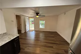 2523 Hood Ave NW, Atlanta, GA 30318 - Photo 10
