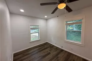 2523 Hood Ave NW, Atlanta, GA 30318 - Photo 12