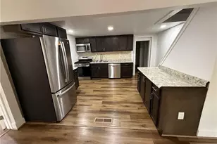 2523 Hood Ave NW, Atlanta, GA 30318 - Photo 4
