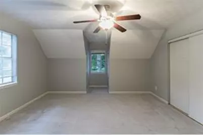 135 Barrington Drive E, Roswell, GA 30076 - Photo 12