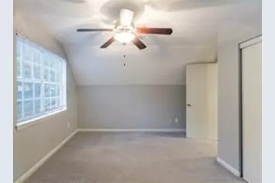 135 Barrington Drive E, Roswell, GA 30076 - Photo 6