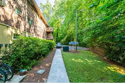 3665 Chestnut Drive #D2, Atlanta, GA 30340 - Photo 24